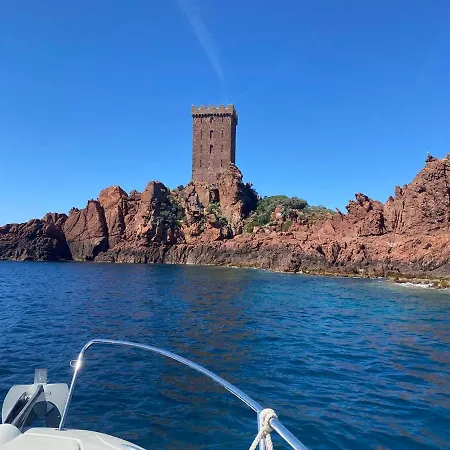 Villa&independent St Raphaël Agay