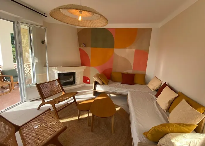 And Independent St Raphael Agay Saint-Raphaël