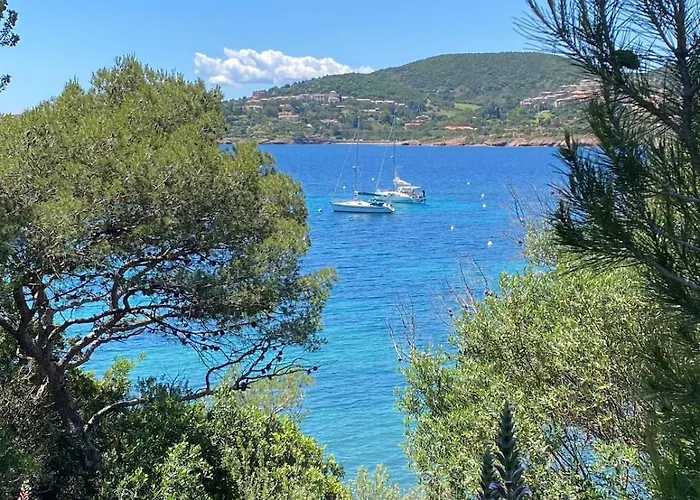 And Independent St Raphael Agay Villa Saint-Raphaël